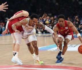 九游网址 -转会期体能课后，菲尼克斯太阳远射贴柱备战欧篮联，信心回归，高层口径保持一致的简单介绍