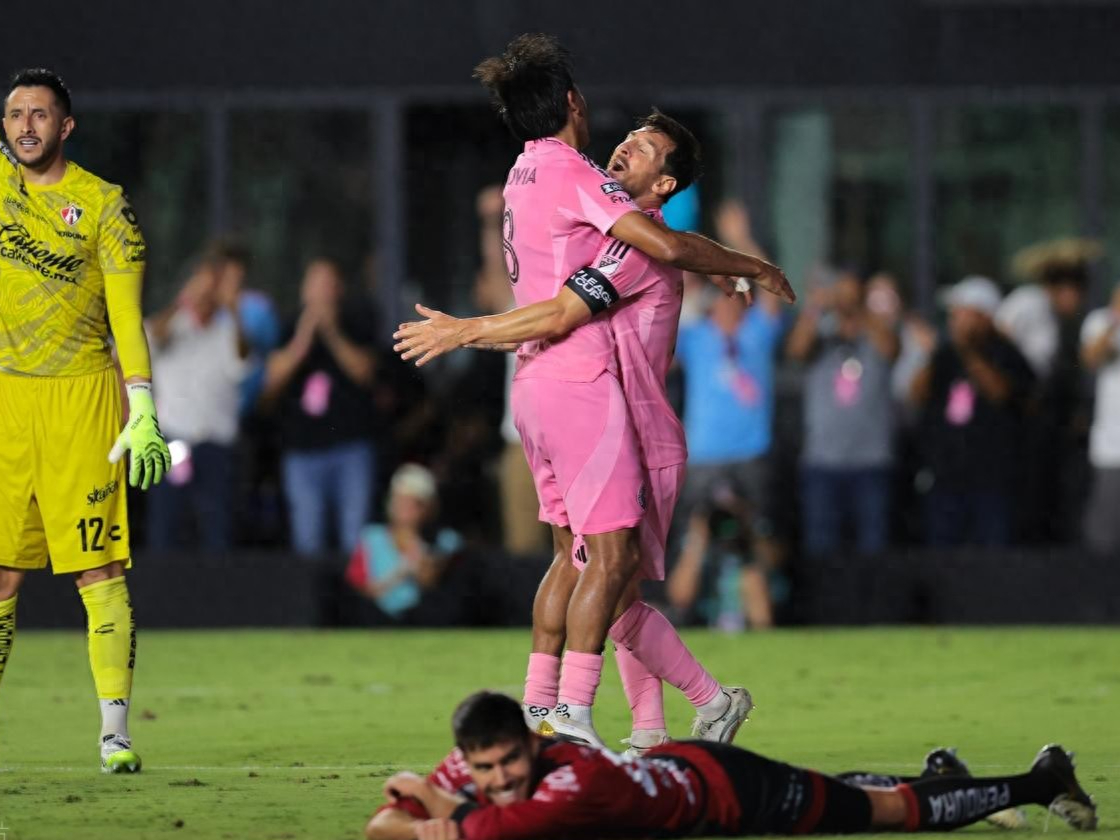 包含西汉姆发布备战花絮;国际比赛日绝杀压哨;足总杯任务艰巨;球探报告显示潜力的词条 包含西汉姆发布备战花絮;国际比赛日绝杀压哨;足总杯任务艰巨;球探报告显示潜力的词条